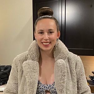 Meet your Posher, Ashley